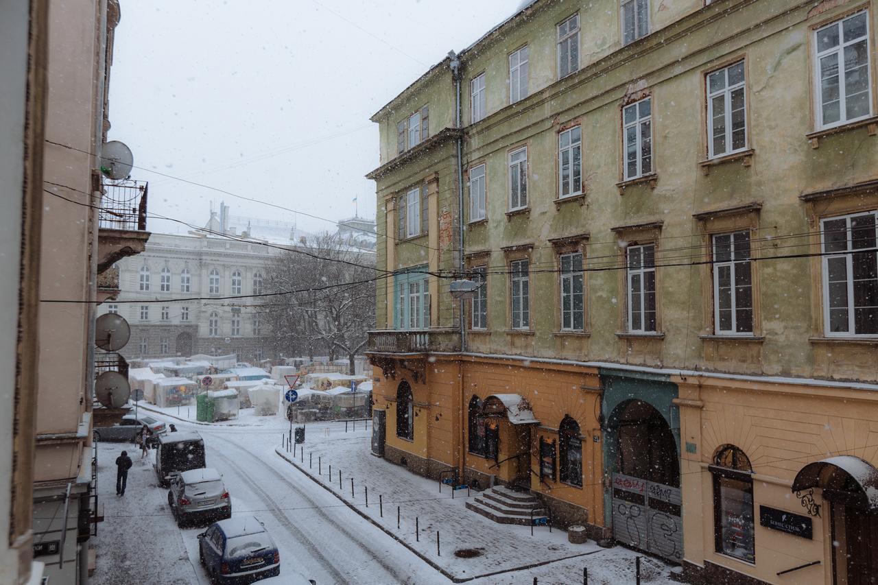 Apartments On Teatralna 26 리비프 외부 사진